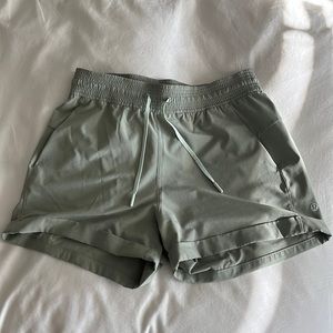 Lululemon Spring Break Away Shorts 3” Green